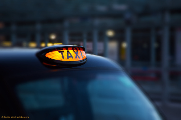 Bei Taxi Baden-Baden: Was bedeutet der gelbe Aufkleber?